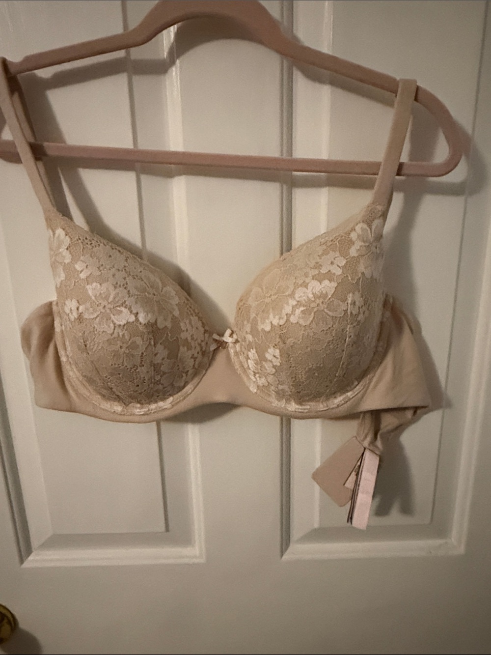 Victoria's Secret Beige Lace Push-Up Bra